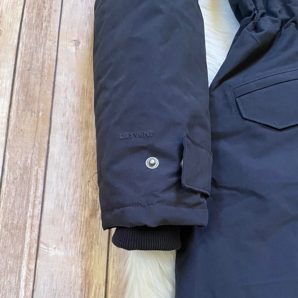 The North Face Women’s Snow Down Waterproof Parka - Picture 3 of 9